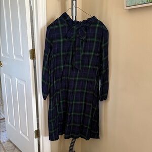 Crown & Ivy Plaid Long Sleeve Dress in Navy and Green